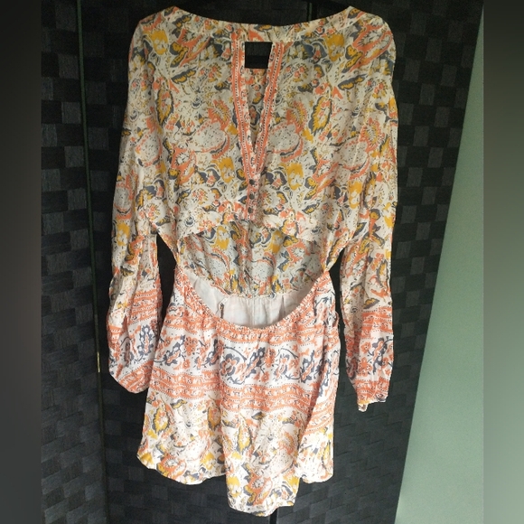 Women's Free people orange and white long sleeve dress with open back - Picture 17 of 17